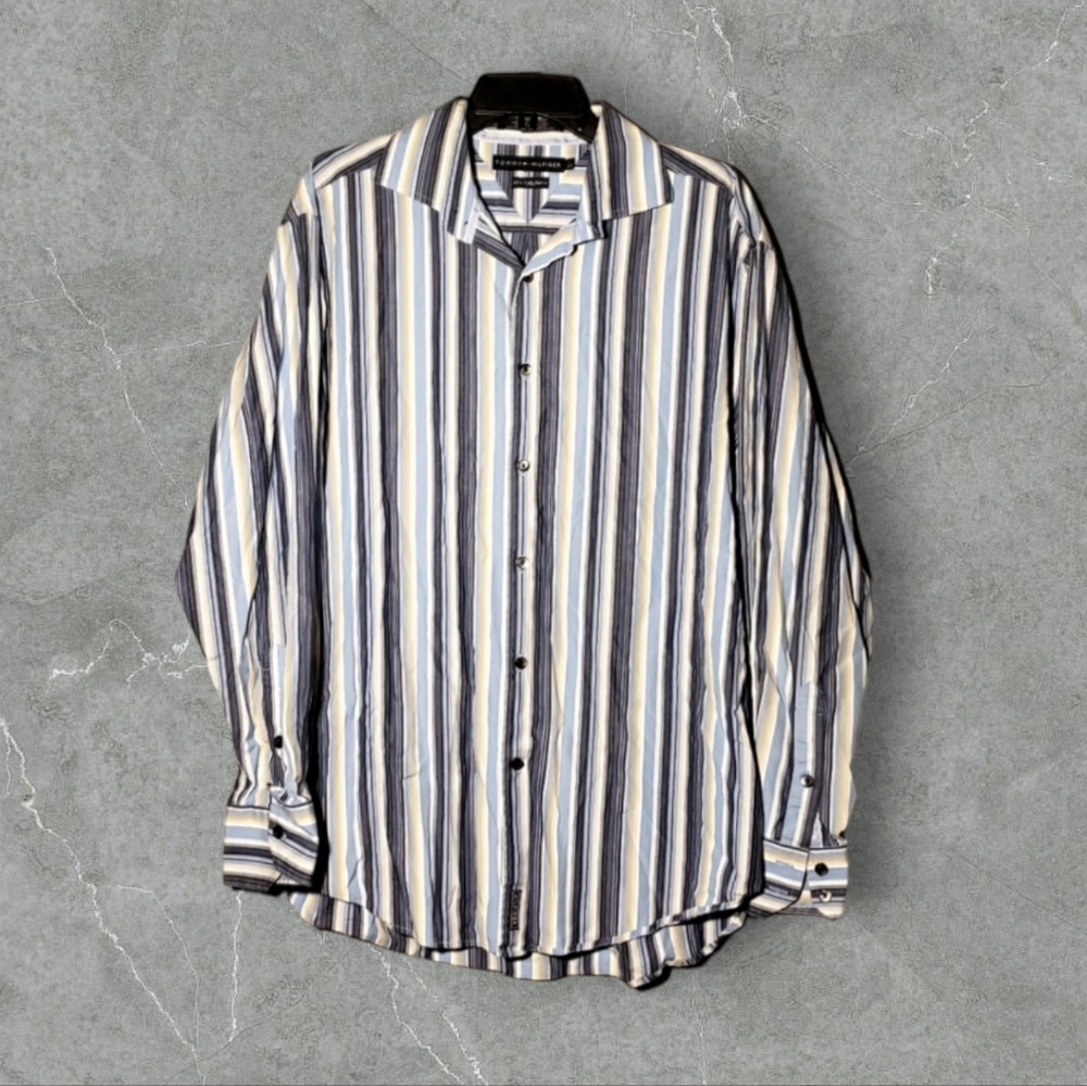Tommy Hilfiger button‎ down shirt L